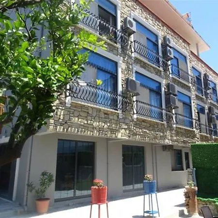 Pirlanta Butik 3* Cesme