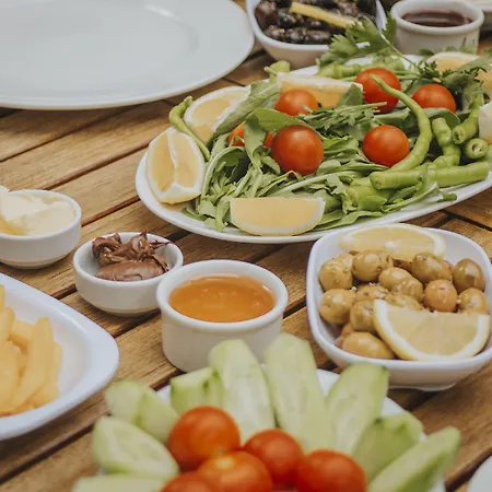 Готель Pirlanta Butik Чешме