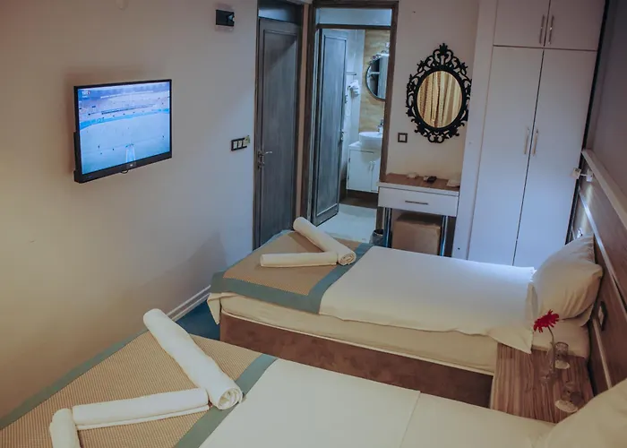 Pirlanta Butik Çeşme